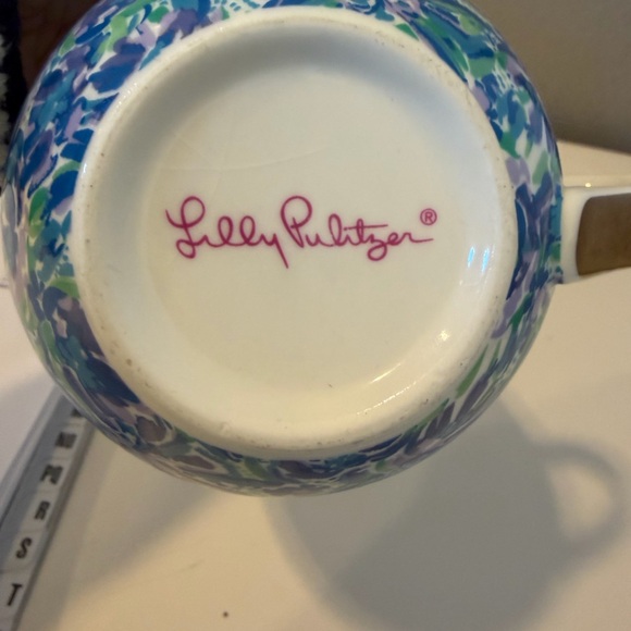 Lilly Pulitzer Blue and Green Floral Mug - Picture 4 of 4